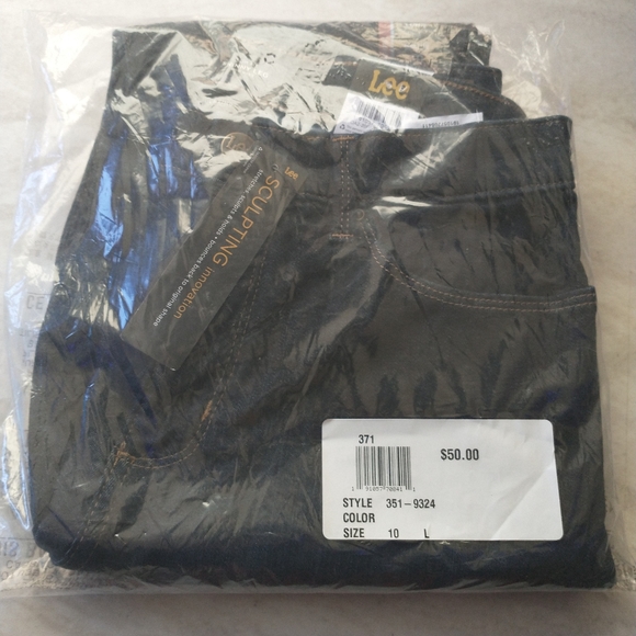 Lee Sculpting Innovation Jeans - Picture 10 of 12